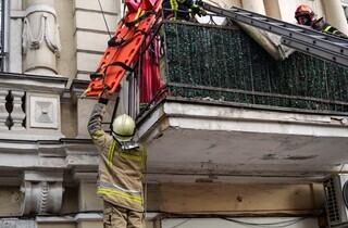 У центрі Одеси обвалився балкон із людьми