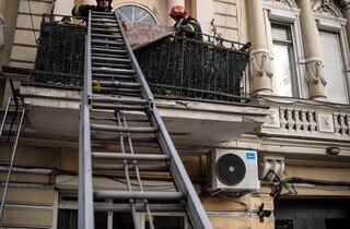 У центрі Одеси обвалився балкон із людьми