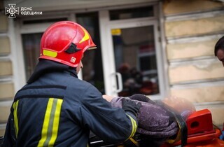 У центрі Одеси обвалився балкон із людьми