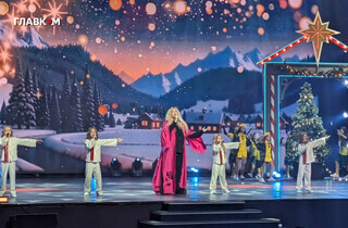 Новорічна вечірка для дітей багатих українців: Білик, Пивоваров, Монатік – у подарунок (фото, відео)