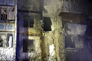 Окупанти атакували багатоповерхівку в Одесі: є постраждалі, серед них – діти