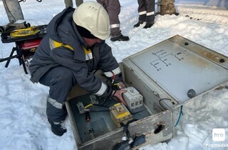 «Працюємо подекуди до першої ночі». Енергетики ДТЕК показали, як рятують Київ та область після обстрілів
