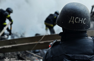 Атака на Дніпро: перші фото наслідків