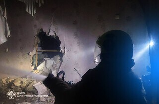 Атака на Одесу: рятувальники шукають людей під завалами