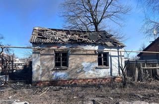 Удар по Слов'янську: загинули мати й дитина, є багато поранених (фото)