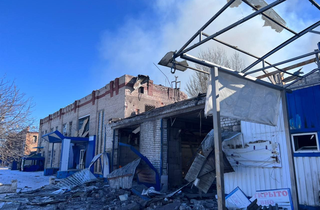 Удар по Слов'янську: загинули мати й дитина, є багато поранених (фото)