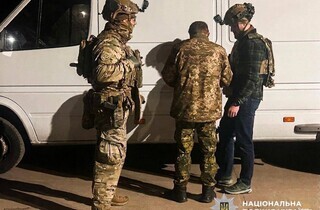 Рівне: чоловік погрожував підірвати гранати, його затримали після тривалих переговорів