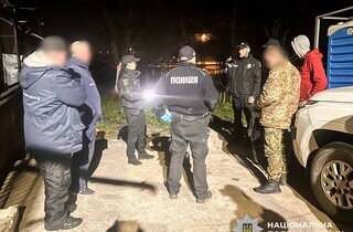 Рівне: чоловік погрожував підірвати гранати, його затримали після тривалих переговорів