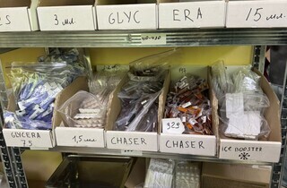 Схема на десятки мільйонів гривень. В Україні викрито нелегальне виробництво вейпів