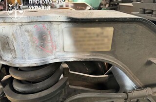 Неякісні вагони для УЗ: керівників заводу підозрюють у збитках на 64 млн