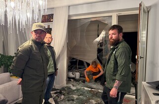 В Одесі дрони влучили у житлові будинки: постраждала жінка