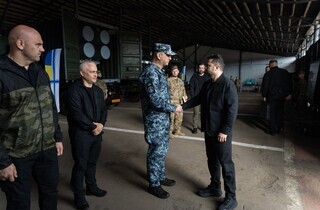 Зеленський на Одещині провів нараду із командуванням ВМС