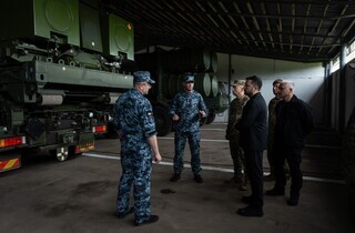Зеленський на Одещині провів нараду із командуванням ВМС