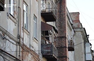 Росіяни скинули п'ять КАБів на Суми: пошкоджено центр міста