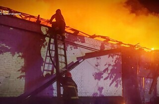 Російський дрон спричинив пожежу на Чернігівщині: з'явилися фото наслідків