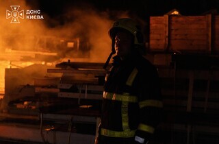 Наслідки атаки по Києву: у 2 районах були пожежі, є постраждалі
