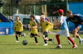 Збірна України з футболу зіграла шоу-матч проти 35 дітей (фото)