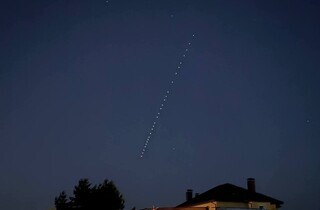Над Росією зафіксовано незвичну активність Starlink після нагородження Маска