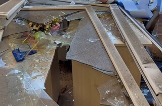 Росіяни поцілили у школу, де навчається доньки гумориста Юрія Ткача (фото)