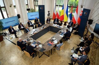 Зеленський зробив заяву після першого дня Карпатського саміту