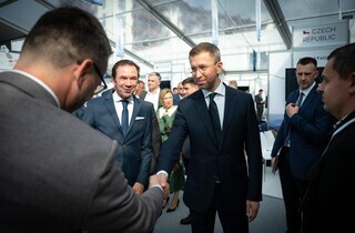 Енергетика, логістика й агросектор. Українські компанії представили інвестиційні проєкти на Карпатському форумі