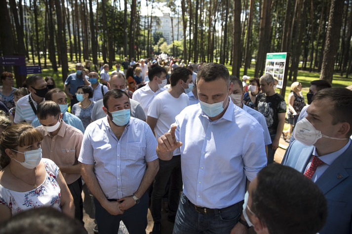 Як занедбаний ліс перетворився на зону відпочинку: Кличко показав парк «Совки» (фото, відео)