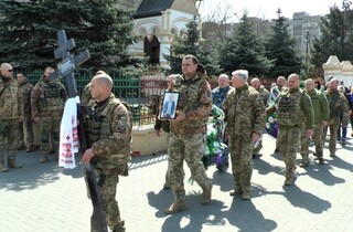 Геннадій Матуляк. Історія льотчика, який ціною життя врятував людей під Гостомелем