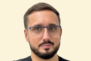 Вучич роками тримав двері відчиненими в обидва боки