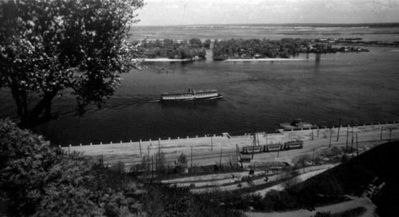 1930-е годы. Вид на Набережную Днепра и Труханов остров. Фото: Фото: starkiev.com